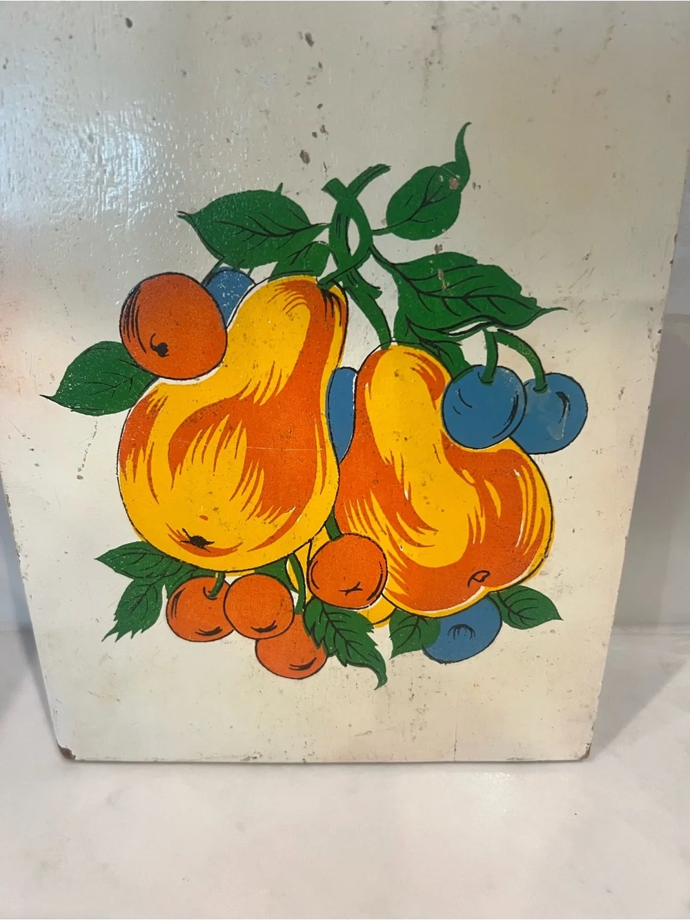 Vintage Cutting Board with Pot Holders